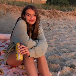 Meet your Posher, Emma